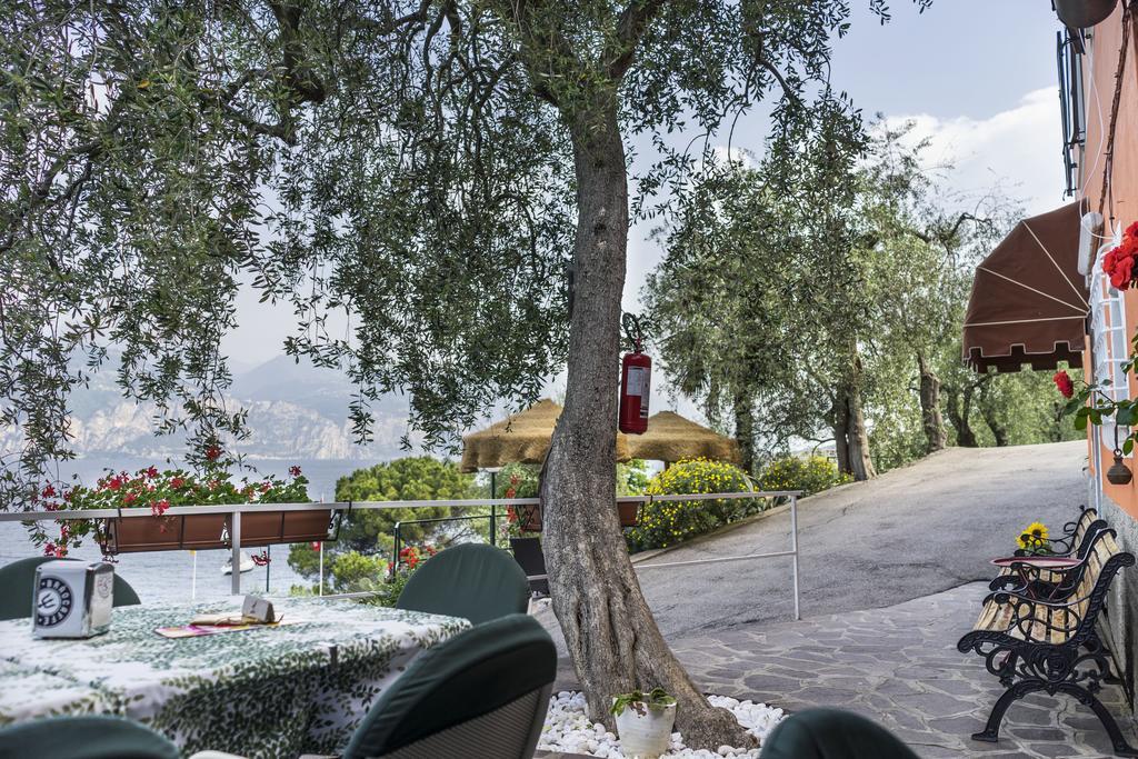 Monja Camping Village Brenzone sul Garda Ngoại thất bức ảnh