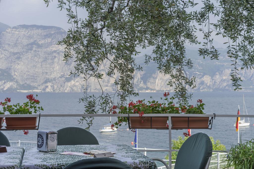 Monja Camping Village Brenzone sul Garda Ngoại thất bức ảnh