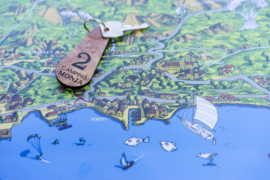 Monja Camping Village Brenzone sul Garda Ngoại thất bức ảnh